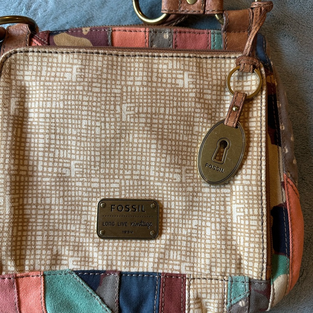 Fossil Multicolor Patchwork Beige Crossbody Bag - image 10